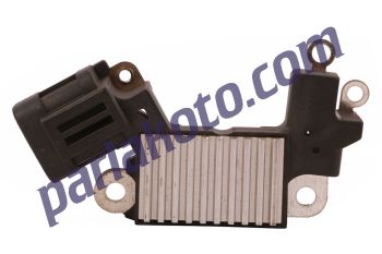 Unipoint YR719 Nissan Almera Primera Şarj Konjektörü 12V Hitachi Tip