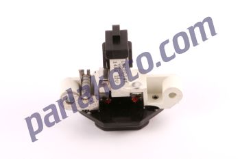 Unipoint YRV01 Mercedes Bosch Tipi Konjektör 12V Bosch Tip