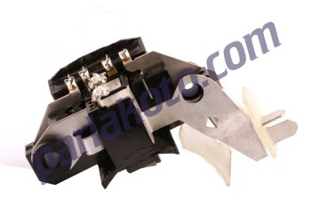Mea 113213 Mitsubishi Canter FE444 FE449 1986 1997 2 Fişli Yan Çıkışlı Konjektör Mitsubishi Tip 24V IM213